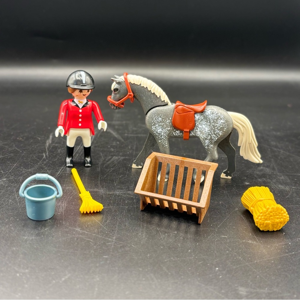 Playmobil 5110 Trakehner Horse Equestrienne Country Horse INCOMPLETE